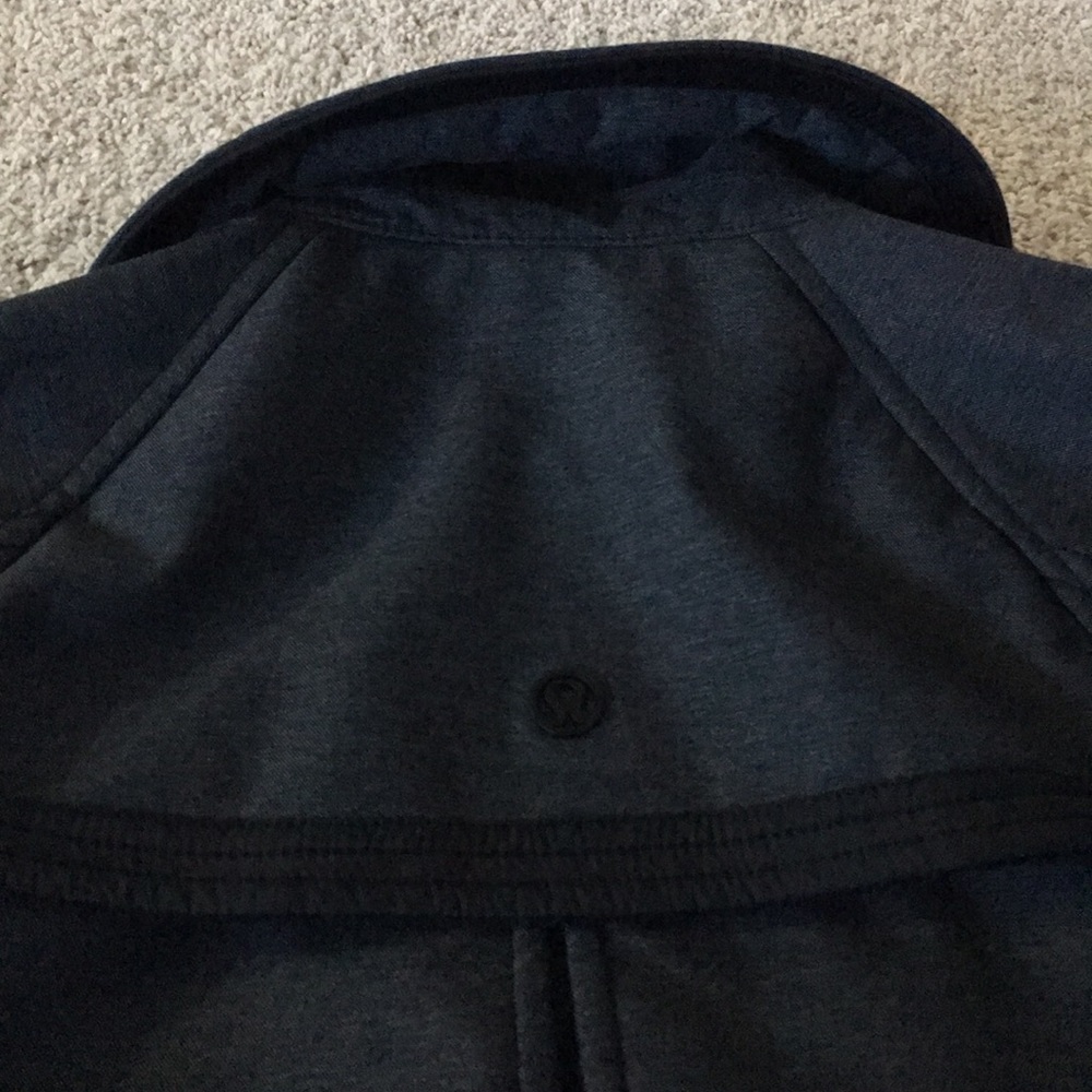 Lululemon Coco Softshell - Picture 7 of 7
